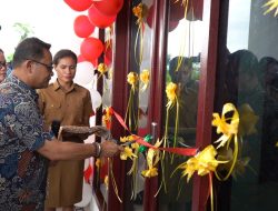 Tingkatkan Mutu Pelayanan, Pj Bupati Mappi Resmikan Gedung Kantor Distrik Obaa