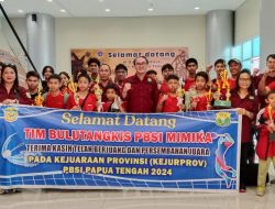 Tim Bulutangkis PBSI Mimika Raih Juara Umum Kejurprov Papua Tengah