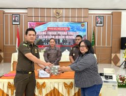 Kejaksaan Terima Pengembalian Kerugian Negara Rp685 Juta dari Tersangka Dugaan Korupsi Jembatan di Agimuga